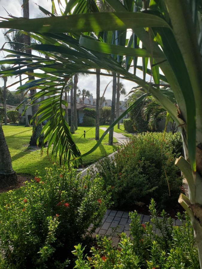 Ocean Side Resort - Updated Villa Хиллсборо-Бич Экстерьер фото